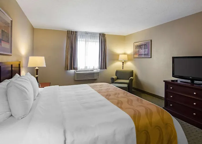 Quality Inn Summersville - New River Area